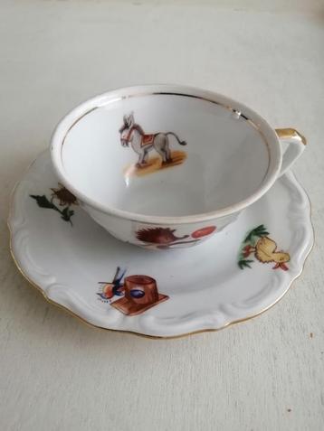 Vintage theekopje, Pruszkow, jaren '50 beschikbaar voor biedingen