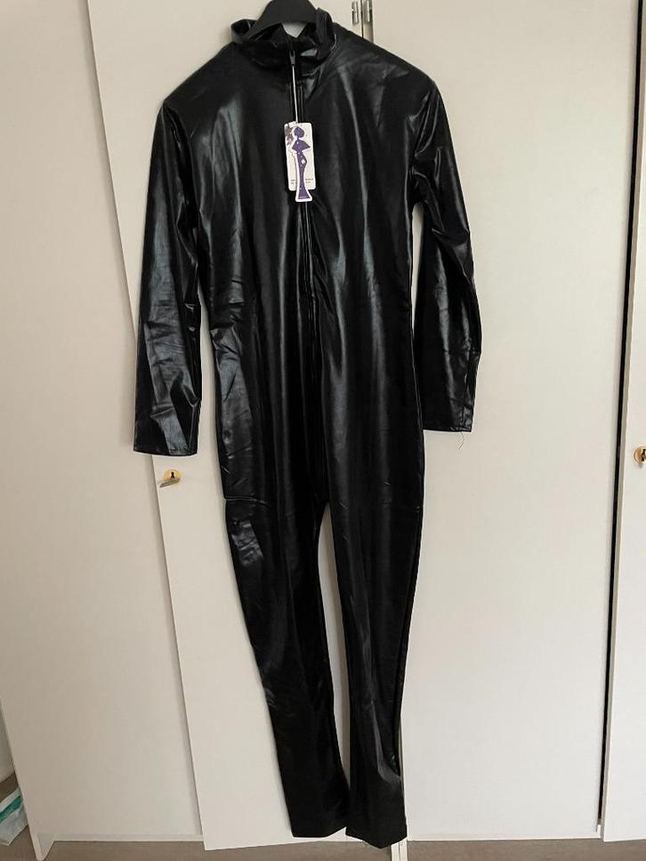 glanzend zwart catsuit, maat L, Kleding | Dames, Overige Dameskleding, Nieuw, Ophalen of Verzenden