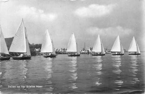 (301-393-031) Brielle Zeilen op het Brielse Meer, Verzamelen, Ansichtkaarten | Nederland, Zuid-Holland, Voor 1920, Verzenden