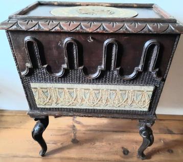 Horrix bladmuziek kastje periode.1870-1880 beschikbaar voor biedingen