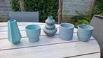 Bloempot en vaasje groenblauw (NB alleen de twee links nog), Gebruikt, Rond, Binnen, Ophalen of Verzenden