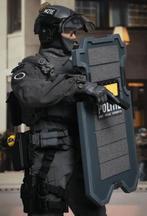 arrestatieteam DSI schaalmodel 30cm, Verzamelen, Militaria | Algemeen, Nederland, Overige soorten, Miniatuur of Beeldje, Verzenden