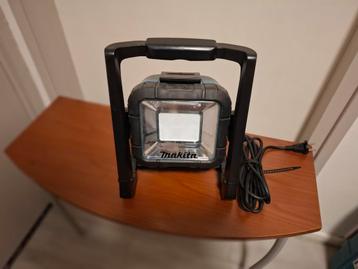 Nieuwe Makita DML805 Bouwlamp beschikbaar voor biedingen