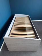 Eenpersoonsbed 90x200 cm met lattenbodem en matras, Ophalen, Gebruikt, 90 cm, 200 cm