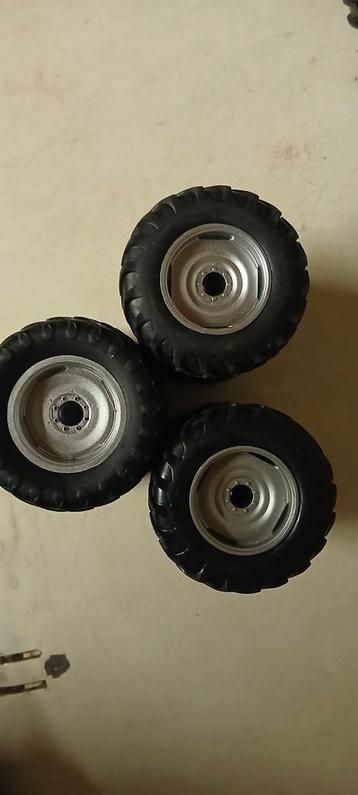 Case IH Banden Setjes (3x) beschikbaar voor biedingen
