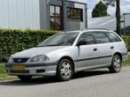 Toyota Avensis 1.8-16V AIRCO (bj 2000), 1794 cc, Avensis, 1210 kg, Handgeschakeld
