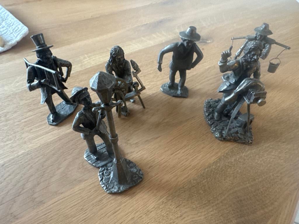 Tinnen sculpturen van oude ambachten, Ophalen of Verzenden