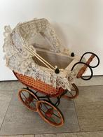 Leuk oud poppenwagentje, Antiek en Kunst, Ophalen of Verzenden