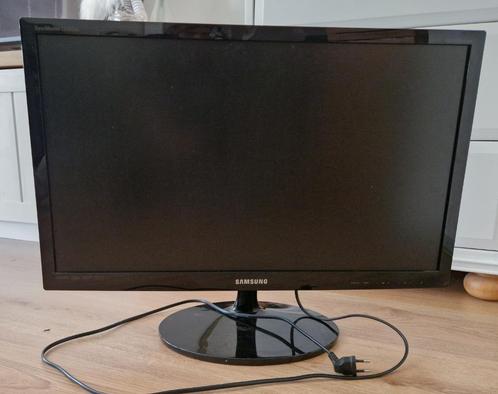 Samsung SyncMaster T27A300 monitor + TV tuner, Computers en Software, Monitoren, Gebruikt, 60 Hz of minder, HDMI, LED, Full HD