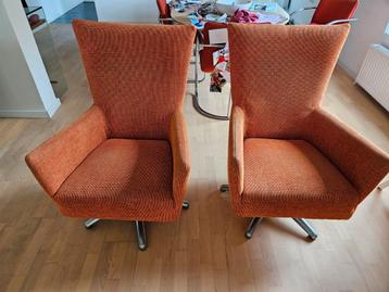 Te Koop: Fauteuils, 2 jaar geleden opnieuw gestoffeerd. beschikbaar voor biedingen