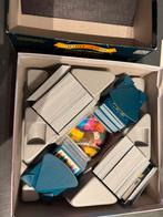 Trivial Pursuit Genus Editie - Quizspel, Hobby en Vrije tijd, Gezelschapsspellen | Bordspellen, Drie of vier spelers, Ophalen of Verzenden