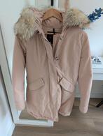 Woolrich winterjas vrouw maat S roze, Ophalen of Verzenden, Zo goed als nieuw, Maat 36 (S), Roze