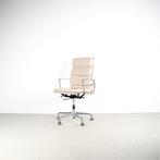 1x Vitra Eames EA 219 Bureaustoel Softpad Clay Leer – Chroom, Niet ingevuld, Niet ingevuld, Ophalen of Verzenden, Zo goed als nieuw