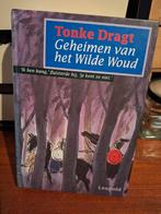Tonke Dragt - Geheimen van het Wilde Woud, Boeken, Verzenden, Zo goed als nieuw, Fictie algemeen, Tonke Dragt