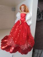 barbie super de luxe lange gala jurk met stola rood nieuw, Verzamelen, Poppen, Ophalen of Verzenden, Nieuw, Kleertjes