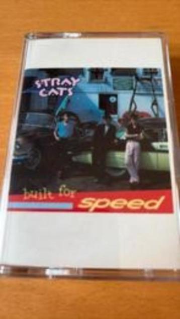 Stray Cats muziek cassette built for speed 12 tracks Dolby  beschikbaar voor biedingen
