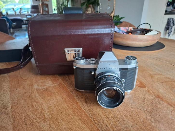 Praktica IVF Camera met Pentacon Lens en Tas, Audio, Tv en Foto, Fotocamera's Analoog, Gebruikt, Spiegelreflex, Pentax, Ophalen of Verzenden