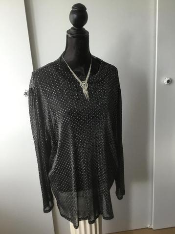 Zwarte glitter top 46/48 beschikbaar voor biedingen