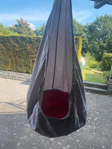 Ikea hangzitzak beschikbaar voor biedingen