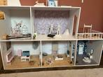 Groot poppenhuis met accessoires, Ophalen, Gebruikt, Poppenhuis