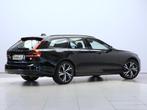 Volvo V90 T6 Recharge 350PK AWD Plus Dark / 360gr Camera / E, Auto's, Volvo, 4 cilinders, Zwart, Adaptive Cruise Control, 125 km/l