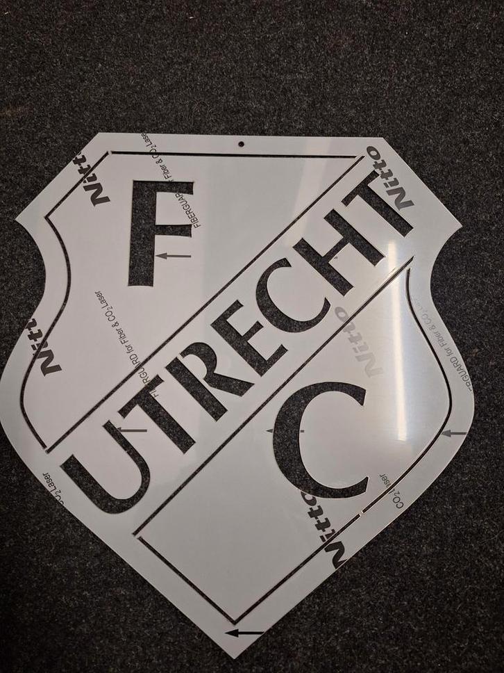 FC Utrecht RVS Logo - Nieuw, Tickets en Kaartjes, Sport | Voetbal