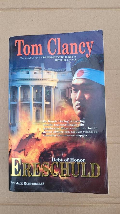 Tom Clancy - Ereschuld (Jack Ryan-thriller), Boeken, Thrillers, Gelezen, Nederland, Ophalen of Verzenden