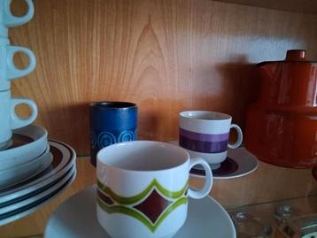 Jaren 70 servies items beschikbaar voor biedingen