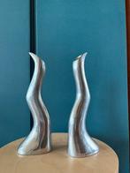 Set van twee sculpturale kandelaars ontwerp Anna Efverlund, Overige materialen, Gebruikt, Overige kleuren, 25 tot 50 cm