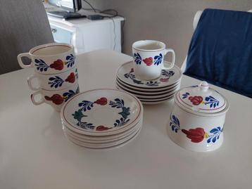 Boerenbond servies beschikbaar voor biedingen