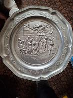 Vintage Tinnen Sierbord met Dorpsscène, Antiek en Kunst, Antiek | Tin, Ophalen of Verzenden