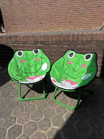 2x Kikkerstoeltjes - Kinderkamer/tuin beschikbaar voor biedingen