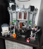 Lego 10937 Batman Arkham Asylum Uitbraak, Ophalen of Verzenden, Zo goed als nieuw, Complete set, Lego