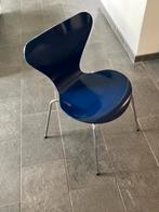 Design - 2 originele Fritz Hansen stoelen, Huis en Inrichting, Stoelen, Ophalen, Gebruikt, Twee, Blauw