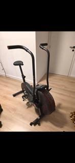 AIRBIKE ASSAULTBIKE SCHWINN airdyne ad2, Sport en Fitness, Ophalen of Verzenden, Zo goed als nieuw, Benen, Overige typen