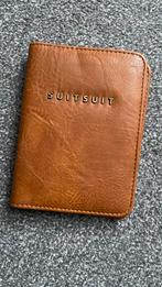Suit suit paspoorthouder, Sieraden, Tassen en Uiterlijk, Portemonnees, Ophalen of Verzenden, Nieuw, Bruin, Overige merken