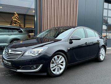 Opel Insignia 2.0 T Cosmo 4x4 | 250pk | Navi | Xenon | Camer beschikbaar voor biedingen