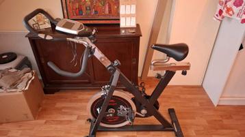 Spinning fiets beschikbaar voor biedingen