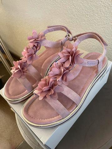 Nieuwe roze Esprit sandalen met bloemen maat 36 beschikbaar voor biedingen