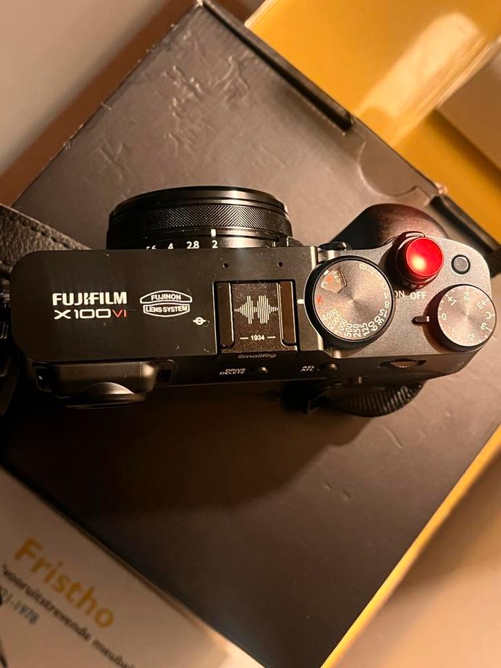 Fujifilm X100VI - Zo goed als nieuw! 1900clicks, Audio, Tv en Foto, Fotocamera's Digitaal, Zo goed als nieuw, Compact, Fuji, Geen optische zoom