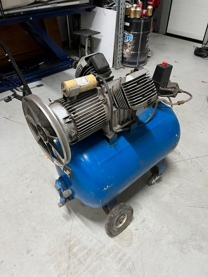 ALUP Compressor 90L tank, Doe-het-zelf en Verbouw, Compressors, Gebruikt, 6 tot 10 bar, 25 tot 100 liter, 200 tot 400 liter/min