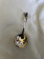 Antieke roomlepel zilver met ornament., Ophalen of Verzenden