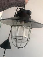 Industriele hanglamp, origineel vintage met emaille kap, Ophalen of Verzenden, Zo goed als nieuw, Minder dan 50 cm