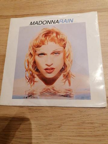 Madonna/rain beschikbaar voor biedingen