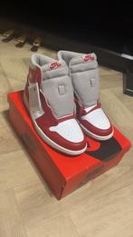Jordan 1 high red, Ophalen of Verzenden, Nieuw, Overige kleuren