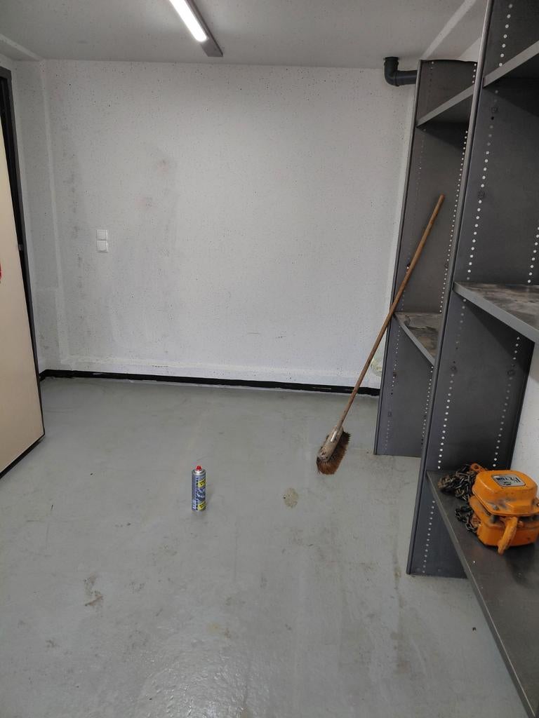 Te koop garage box in Schagen 8x3x2.30  lxbxh goed beveiligd, Ophalen of Verzenden, Boekel autotech, Ben.boekel@gmal.com, Schagen