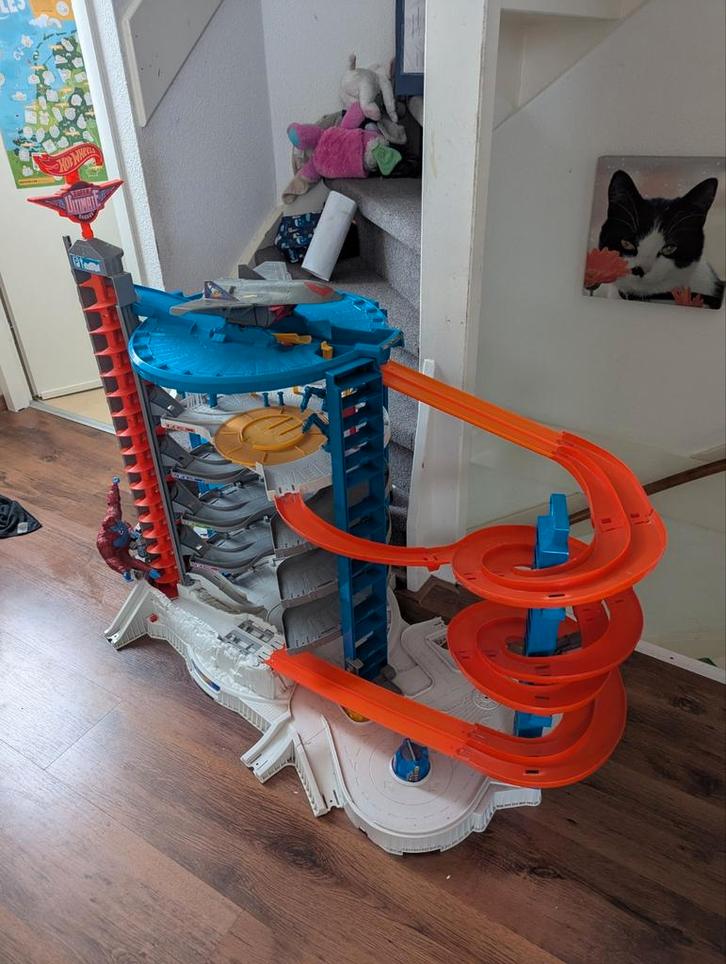 Hot Wheels Super Ultimate Garage, Kinderen en Baby's, Speelgoed | Racebanen, Gebruikt, Handmatig, Hot Wheels, Ophalen