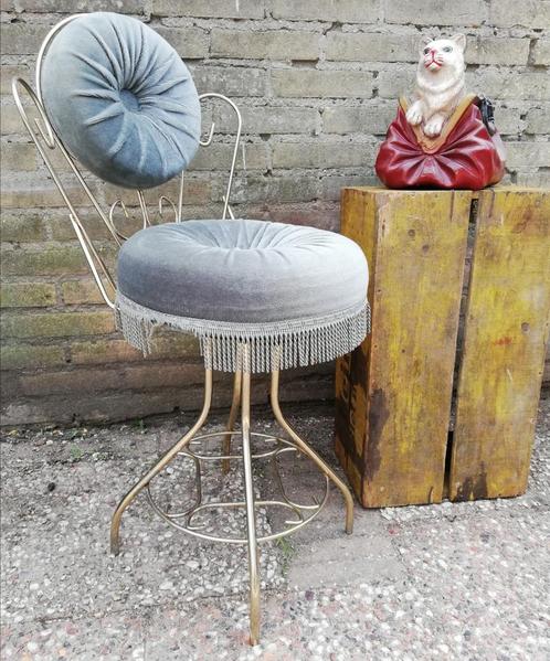 Stoel. Boudoir. Frankrijk. Ca '50/'60. Messing/fluweel., Huis en Inrichting, Stoelen, Zo goed als nieuw, Eén, Metaal, Stof, Overige kleuren