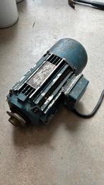 24 volt elektromotor, Doe-het-zelf en Verbouw, Motoren, Ophalen, Gebruikt, Elektromotor, 1400 tot 1800 rpm