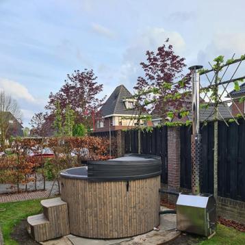 Hottub - Externe kachel – 6 à 7 Persoons beschikbaar voor biedingen